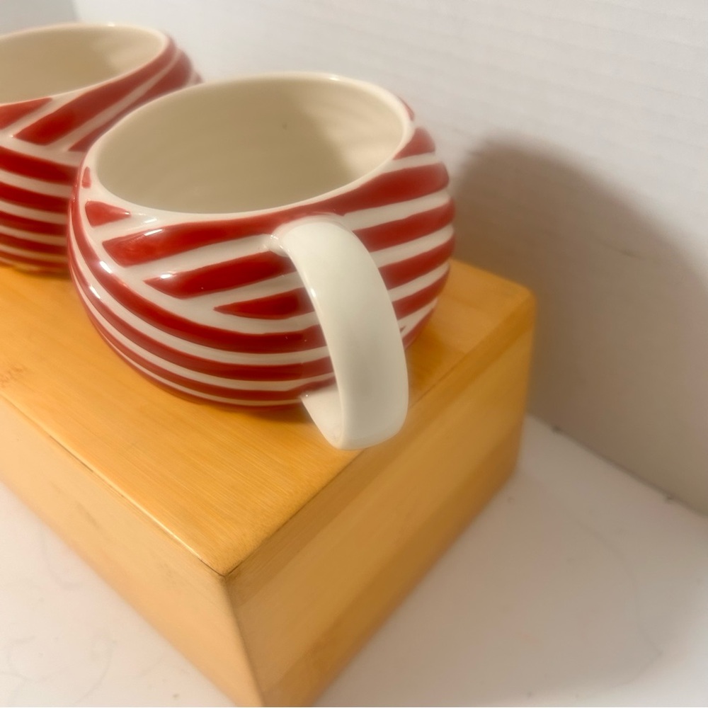 Starbucks Holiday Christmas Red Striped Ceramic Mugs Set of 2 Limited Edition - Picture 3 of 5